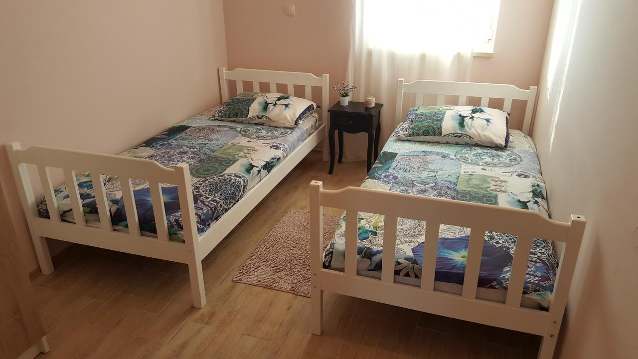 Apartman Baric Sevid Exterior foto